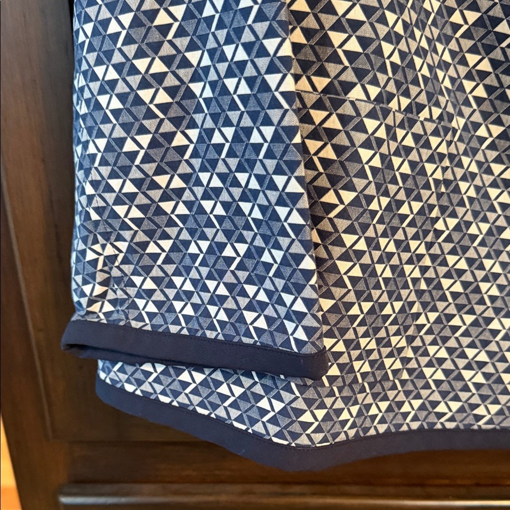 Stylish Navy Patterned Blazer - image 4